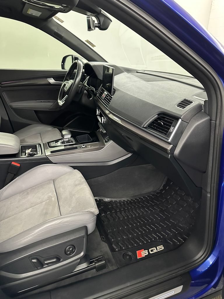 Used 2022 Audi SQ5 Prestige w/ Prestige Package AWD/4WD image 37
