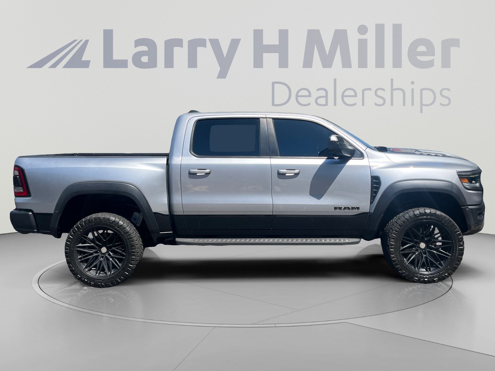 Used 2021 RAM 1500 TRX w/ TRX Level 1 Equipment Group AWD/4WD image 6