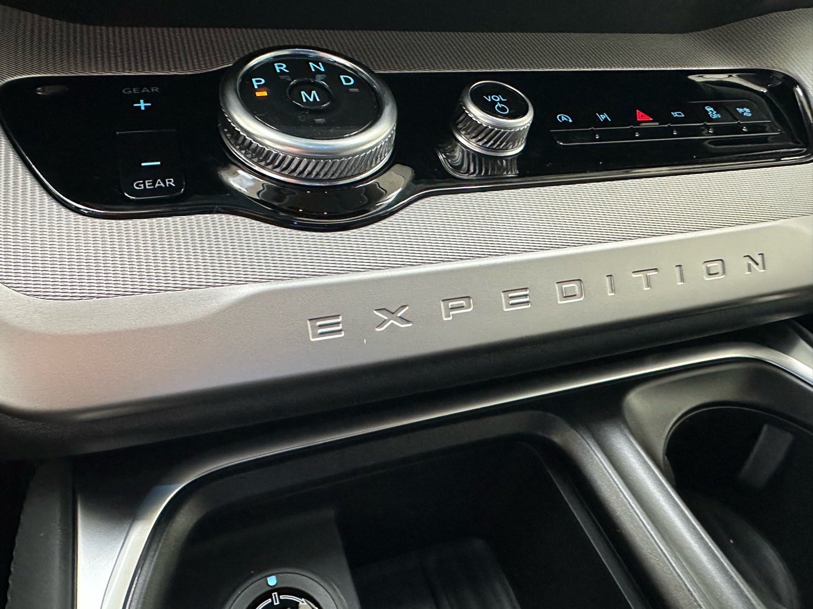 New 2027 Ford Expedition Max Active RWD image 34