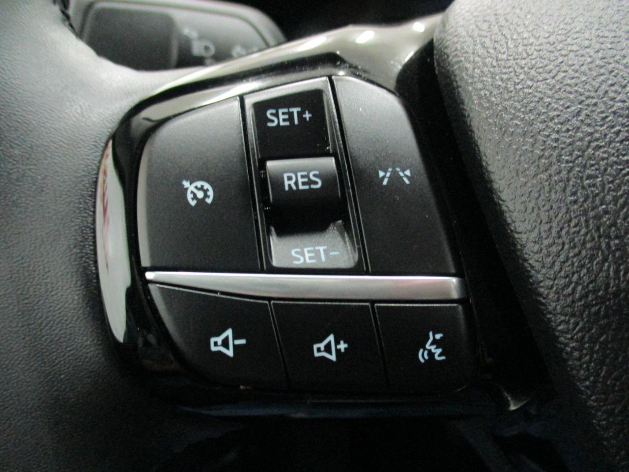 Used 2023 Ford Escape Active image 25