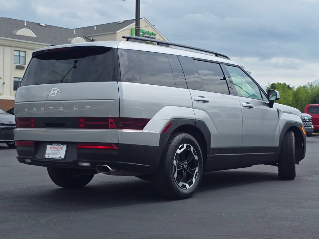 Used 2025 Hyundai Santa Fe SEL FWD image 15