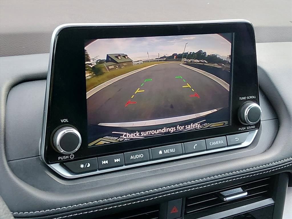Certified 2023 Nissan Rogue SV FWD image 18