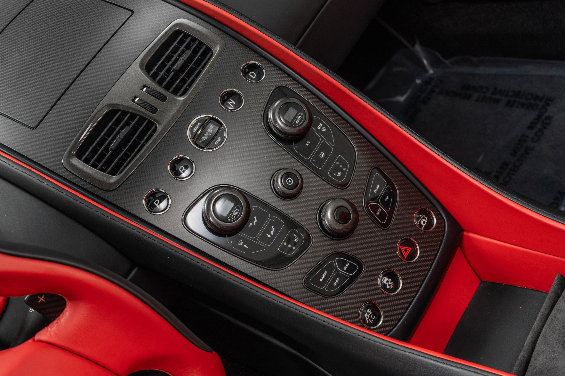 Used 2018 Aston Martin Vanquish Zagato image 30