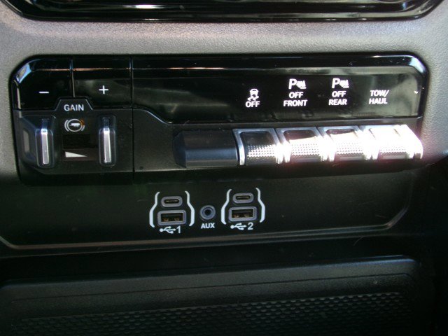 Used 2025 RAM 1500 Big Horn AWD/4WD image 21