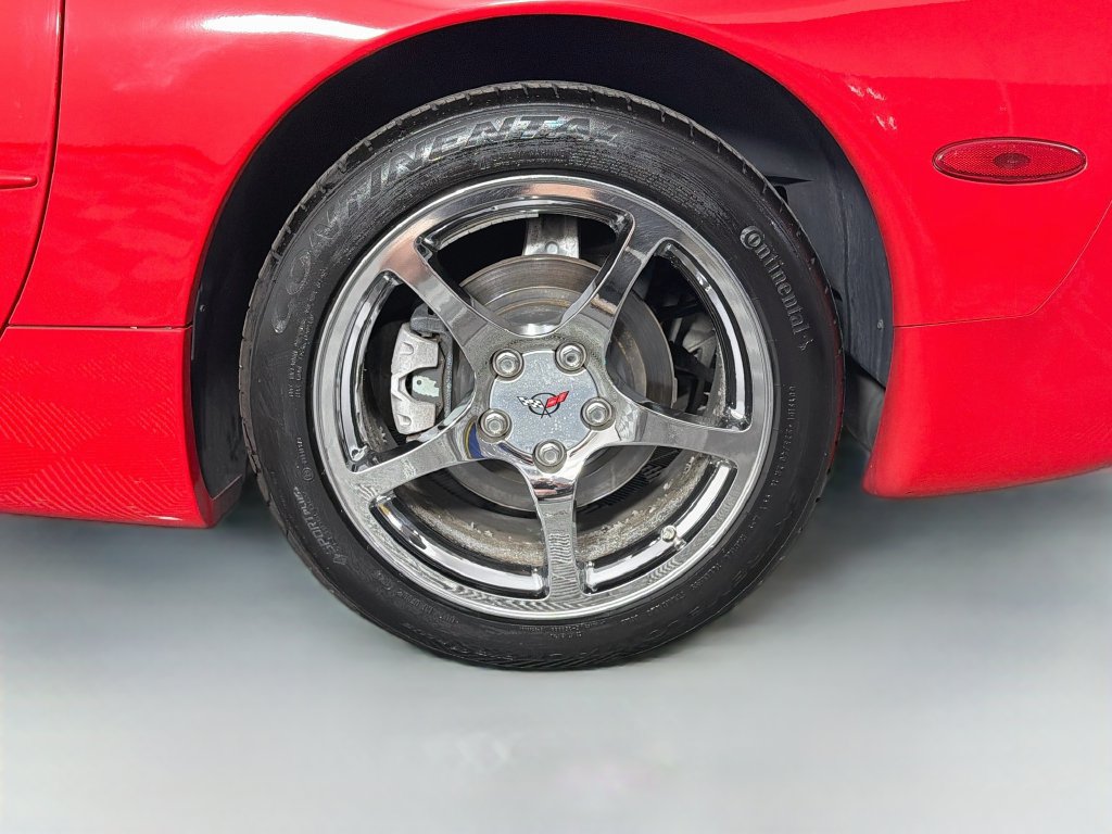 Used 1999 Chevrolet Corvette Convertible w/ Memory Pkg RWD image 26