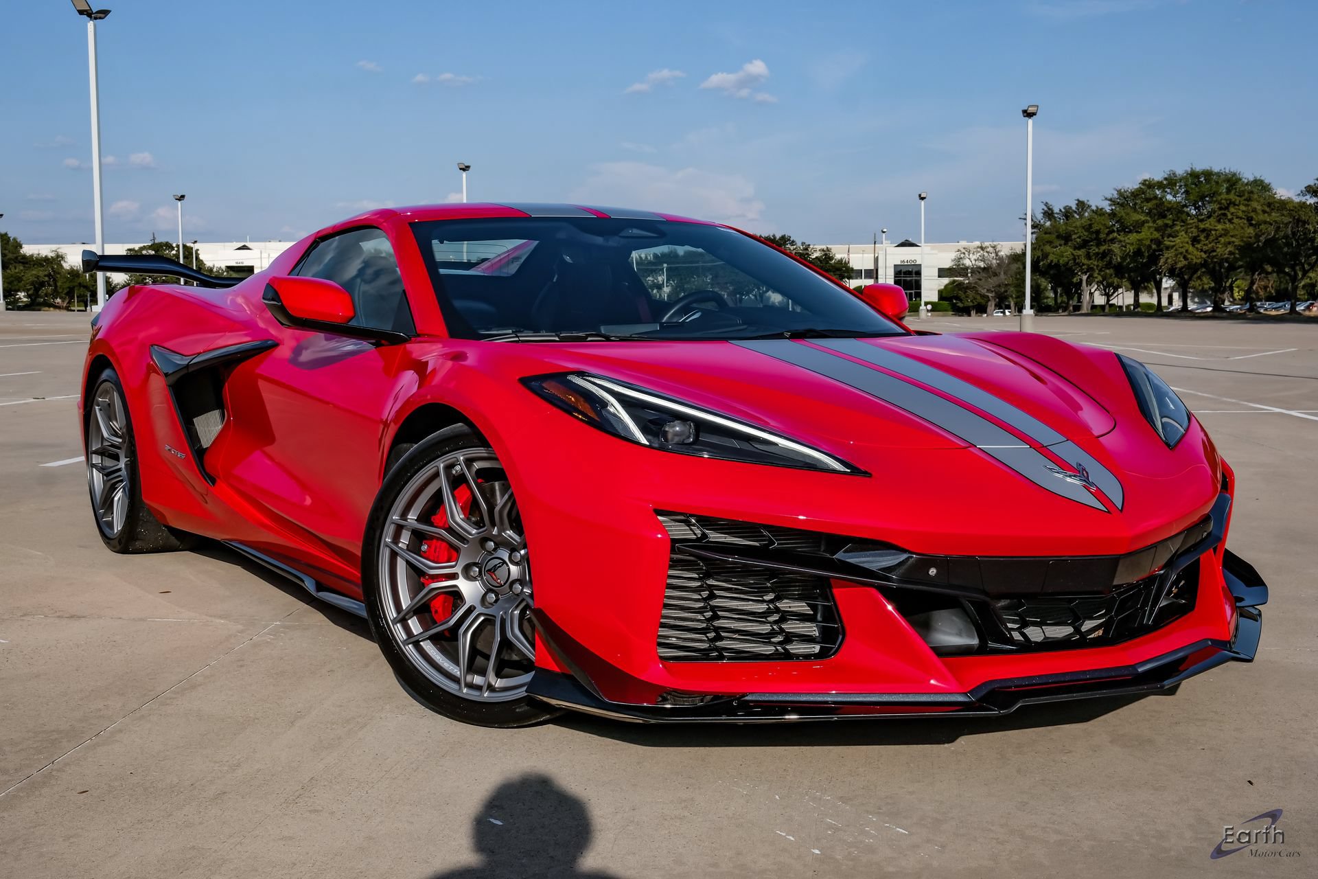 Used 2024 Chevrolet Corvette Z06 w/ Z07 Performance Package RWD image 22