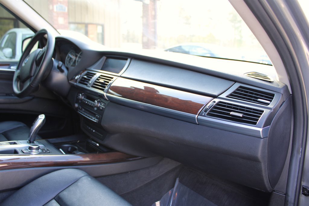 Used 2010 BMW X5 xDrive35d AWD/4WD image 19