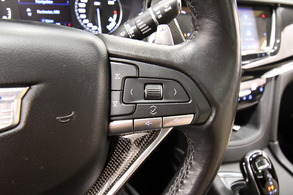 Used 2023 Cadillac XT6 Sport AWD/4WD image 22
