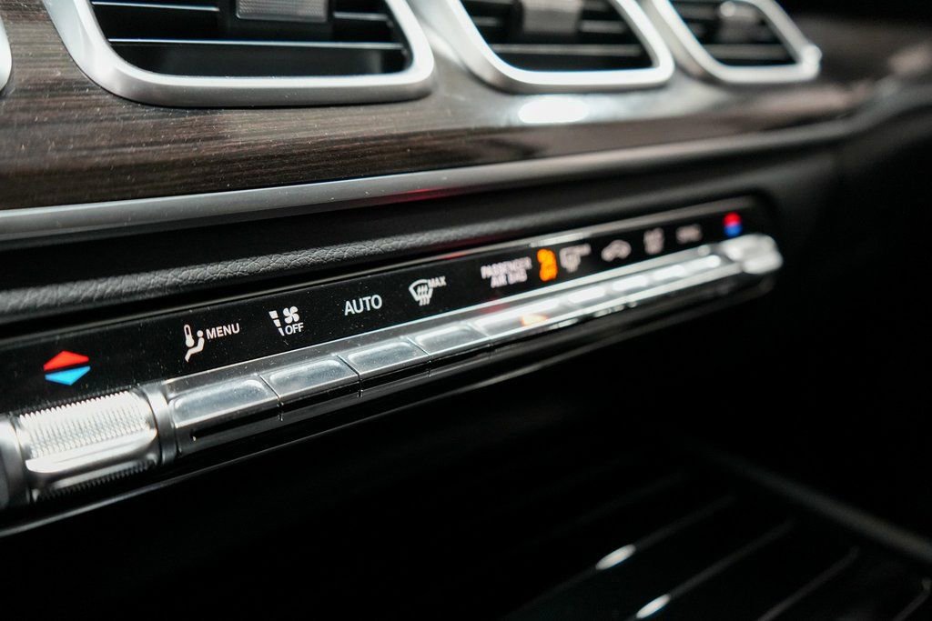 Used 2024 Mercedes-Benz GLS 450 4MATIC image 16