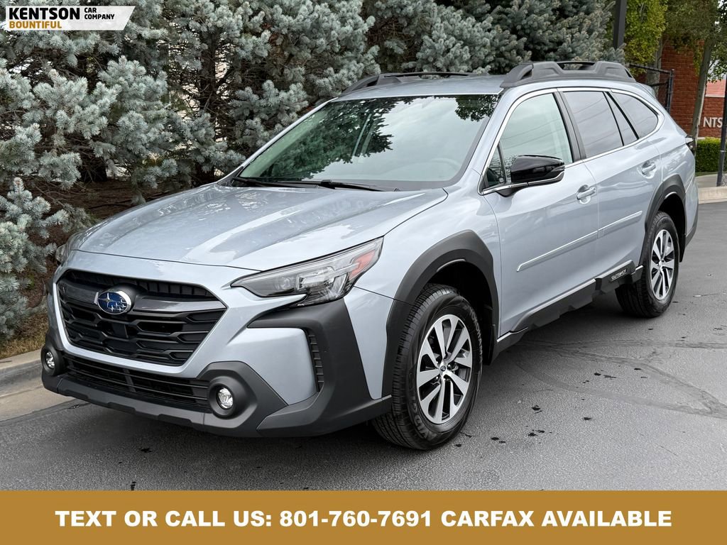 Used 2025 Subaru Outback Premium AWD/4WD image 2