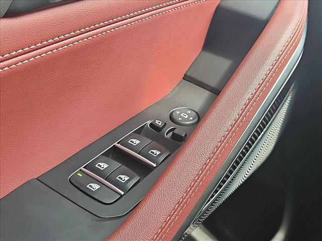 Used 2024 BMW X6 M60i AWD/4WD image 23