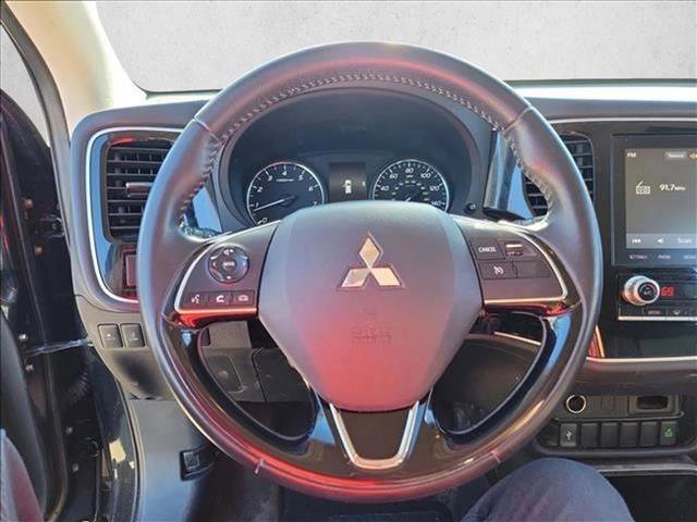 Used 2020 Mitsubishi Outlander SE image 10
