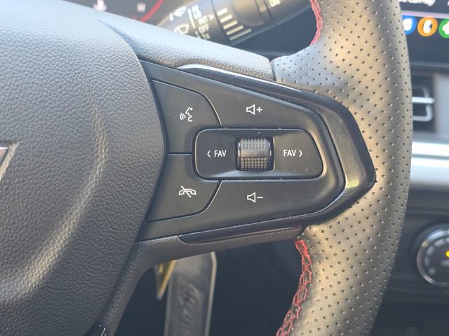 Certified 2024 Chevrolet Trax RS w/ Driver Confidence Package image 37