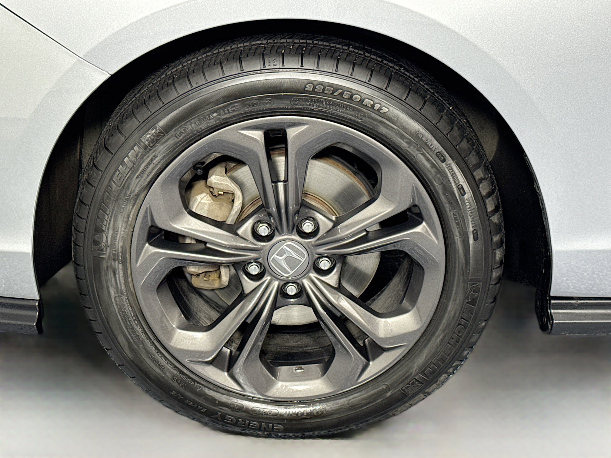 Certified 2023 Honda Accord EX image 30