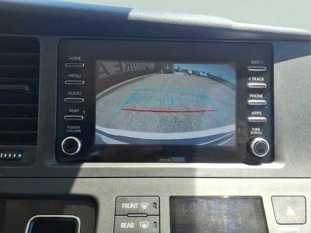 Used 2020 Toyota Sienna L FWD image 19