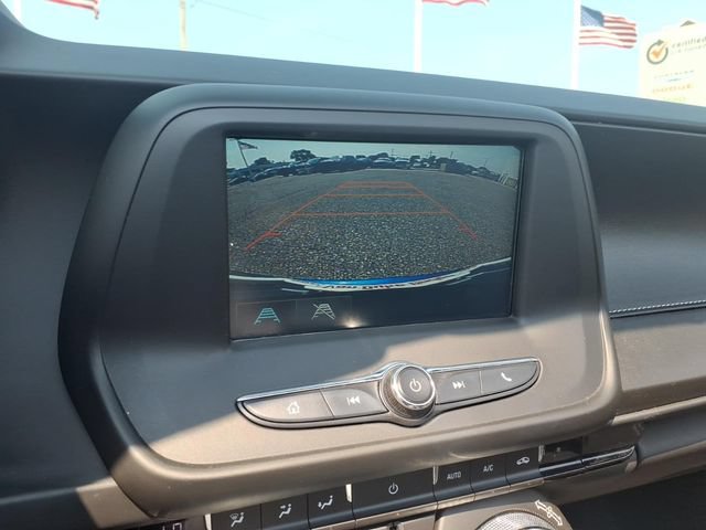 Used 2018 Chevrolet Camaro LT RWD image 18