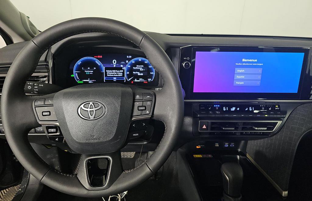 Used 2026 Toyota Camry XLE w/ Premium Package AWD/4WD image 11