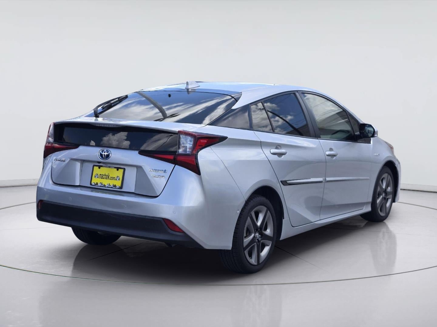 Used 2019 Toyota Prius Limited FWD image 8