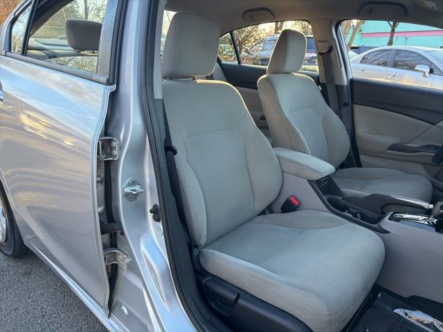 Used 2013 Honda Civic LX image 9
