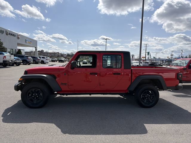 Used 2024 Jeep Gladiator Sport AWD/4WD image 10
