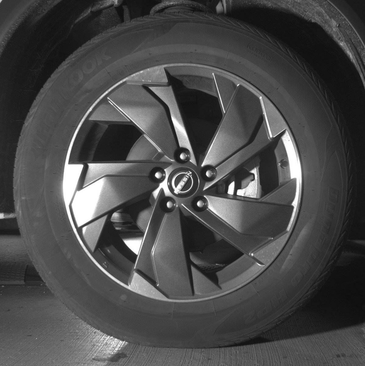 Used 2025 Nissan Rogue SV image 13