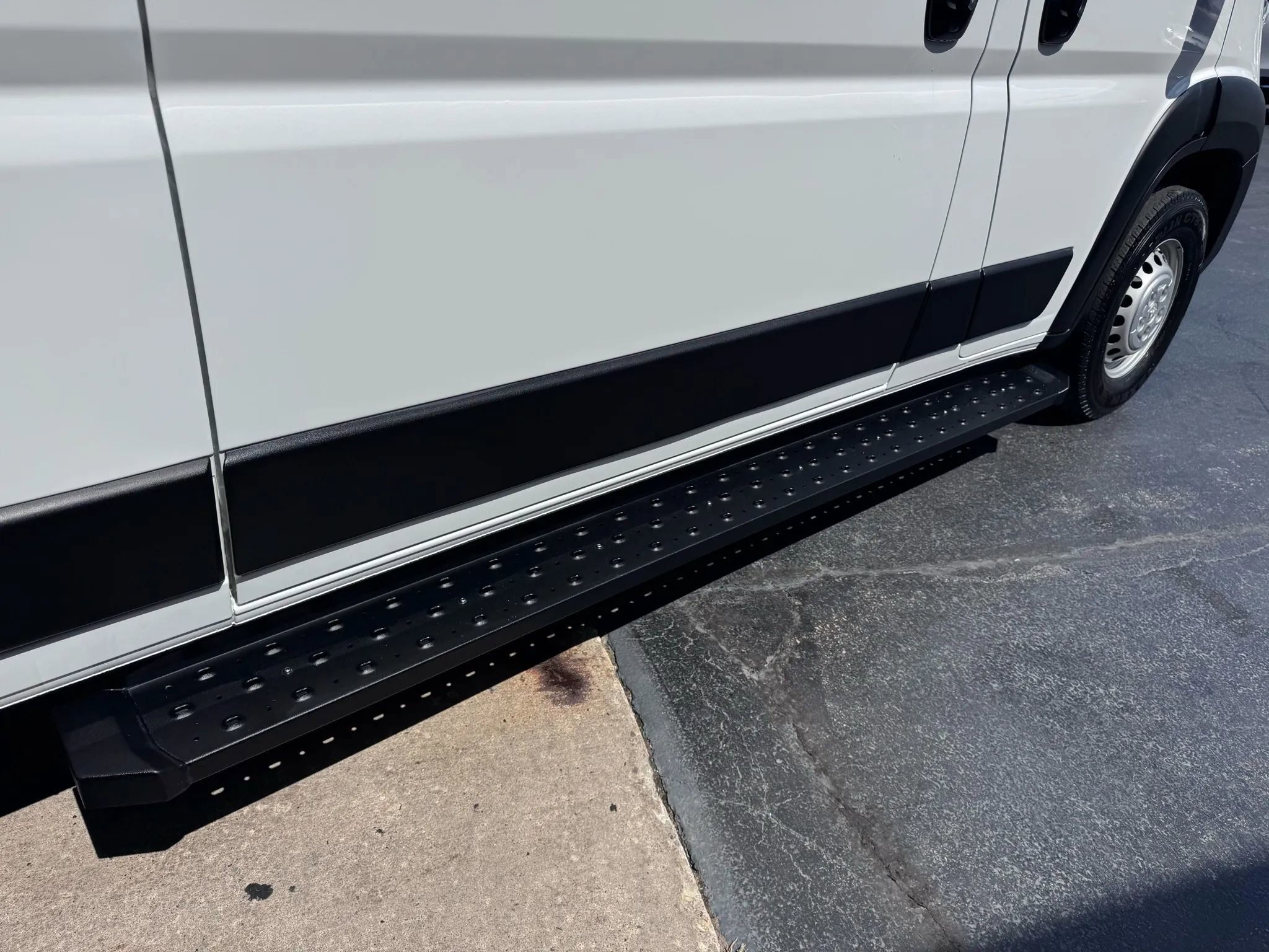 Used 2024 RAM ProMaster 3500 w/ Convenience Group FWD image 26