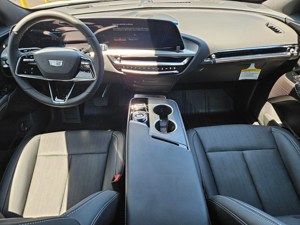 New 2025 Cadillac Lyriq Luxury w/ LPO, Floor Liner Package image 12