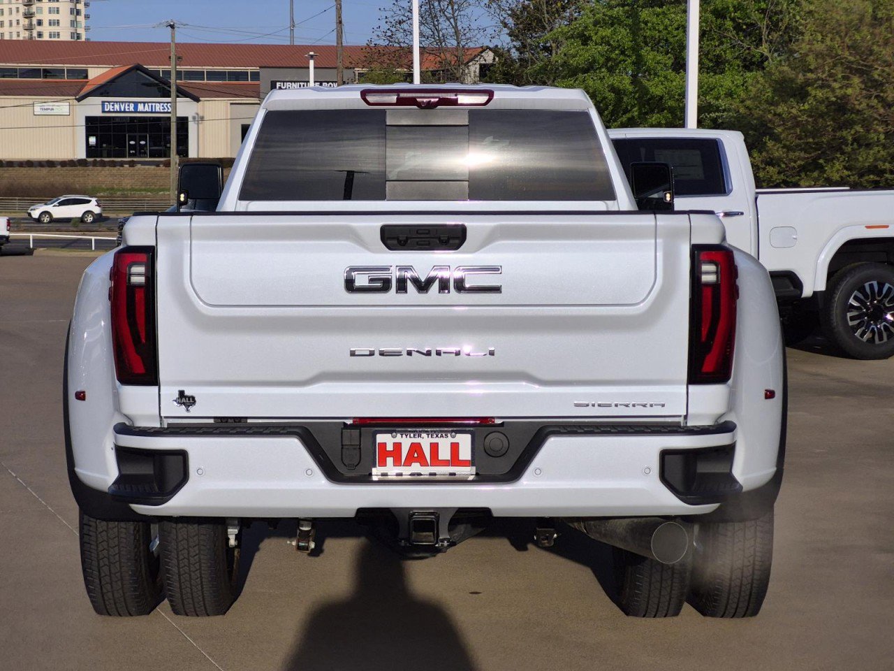 New 2026 GMC Sierra 3500 Denali Ultimate image 4