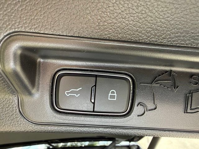 Used 2021 Ford Explorer 2WD image 42