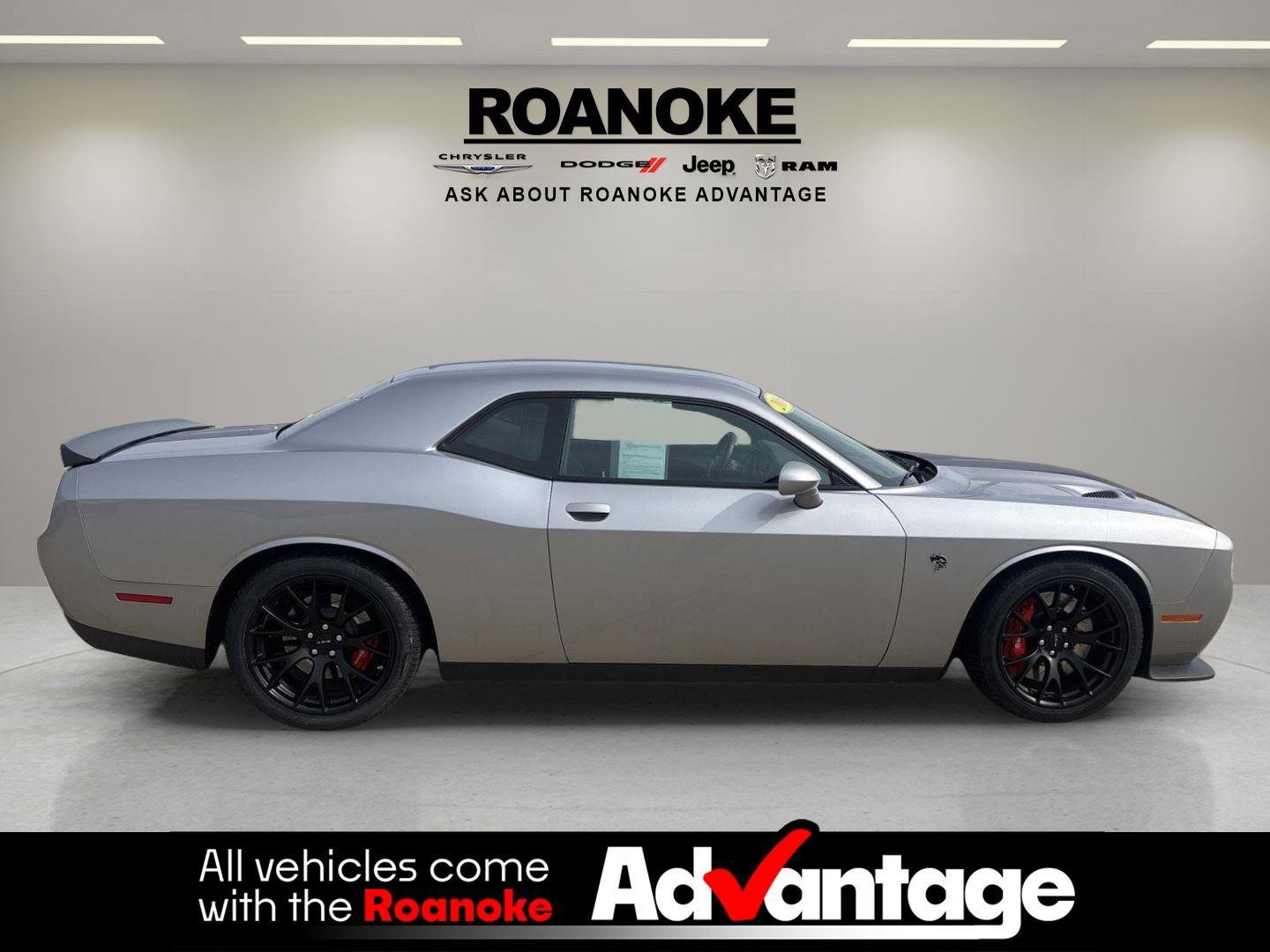 Used 2016 Dodge Challenger SRT Hellcat image 13