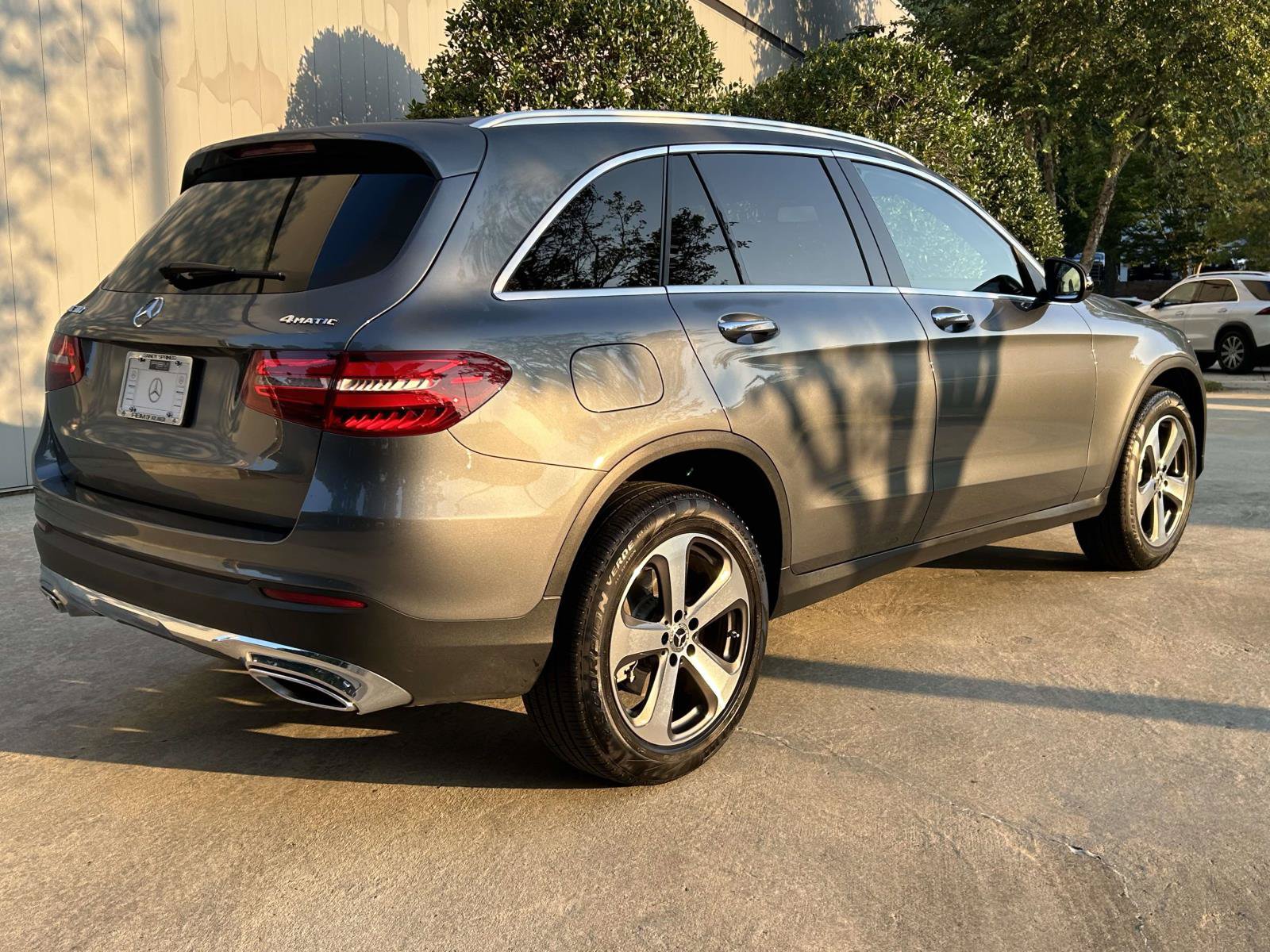 Used 2018 Mercedes-Benz GLC 300 4MATIC image 6