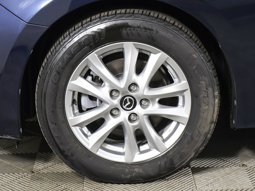 Used 2018 MAZDA MAZDA3 Sport w/ Preferred Equipment Package FWD image 18
