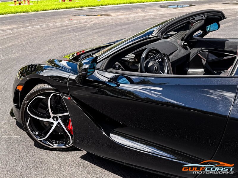 Used 2024 McLaren 750S Spider RWD image 44