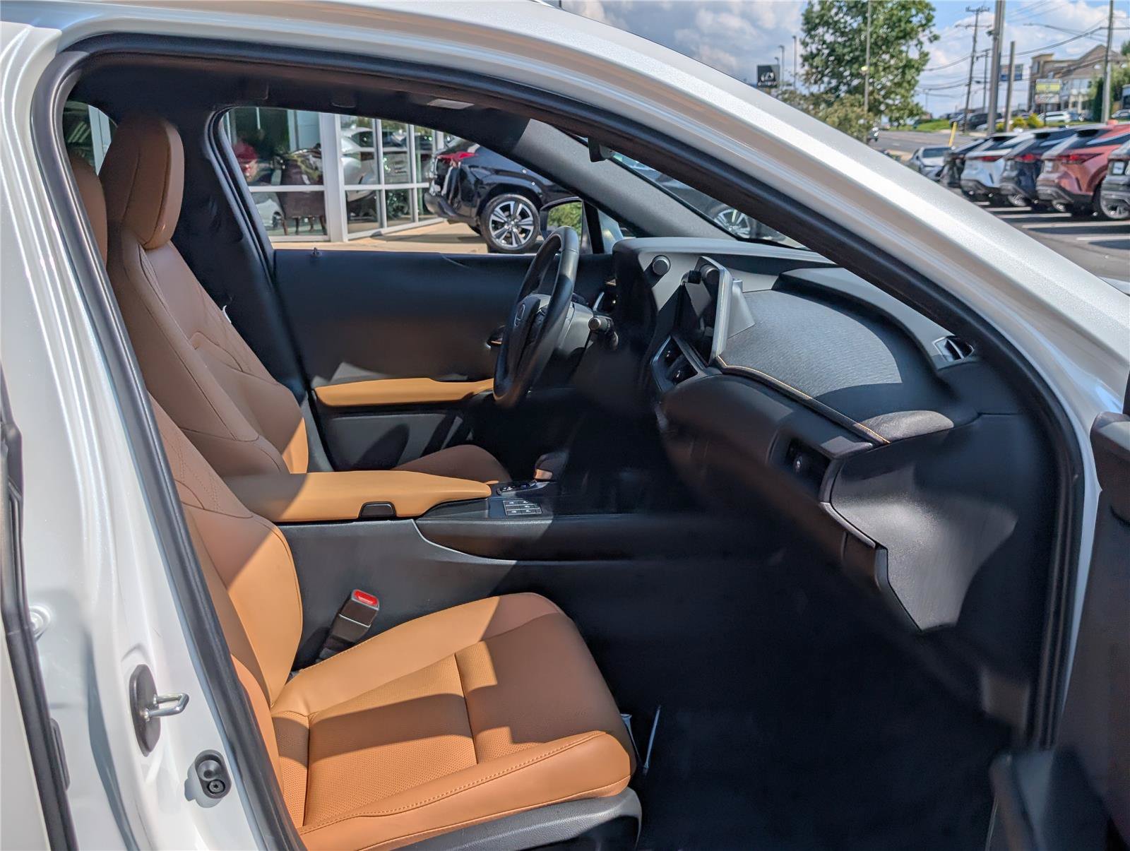 Certified 2025 Lexus UX 300h AWD w/ Accessory Package (Z1) image 11