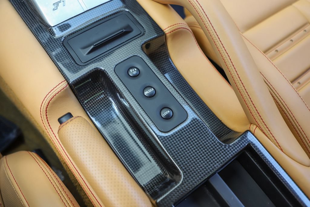 Used 2007 Ferrari 599 GTB Fiorano RWD image 39