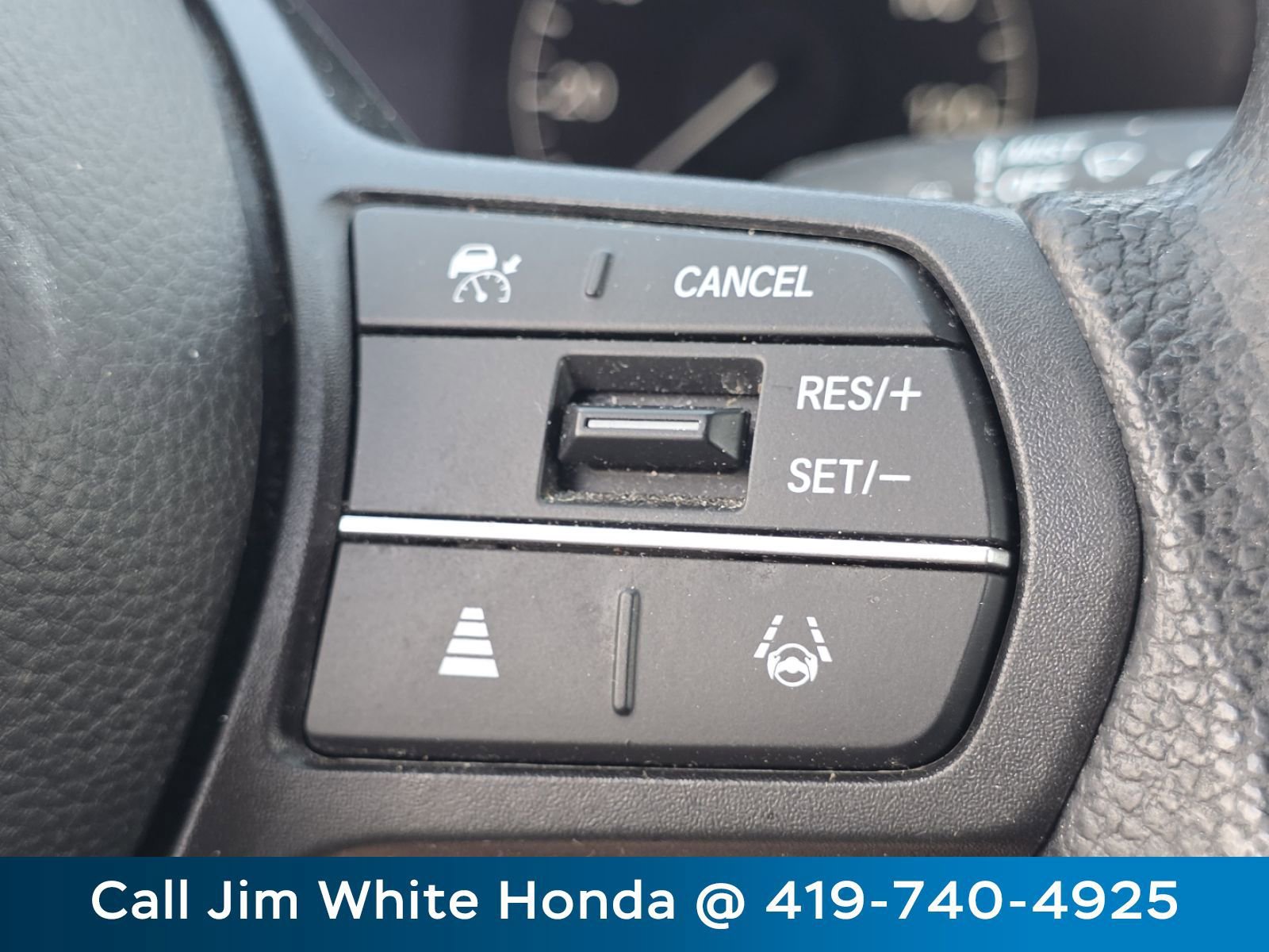 Certified 2023 Honda HR-V LX image 30