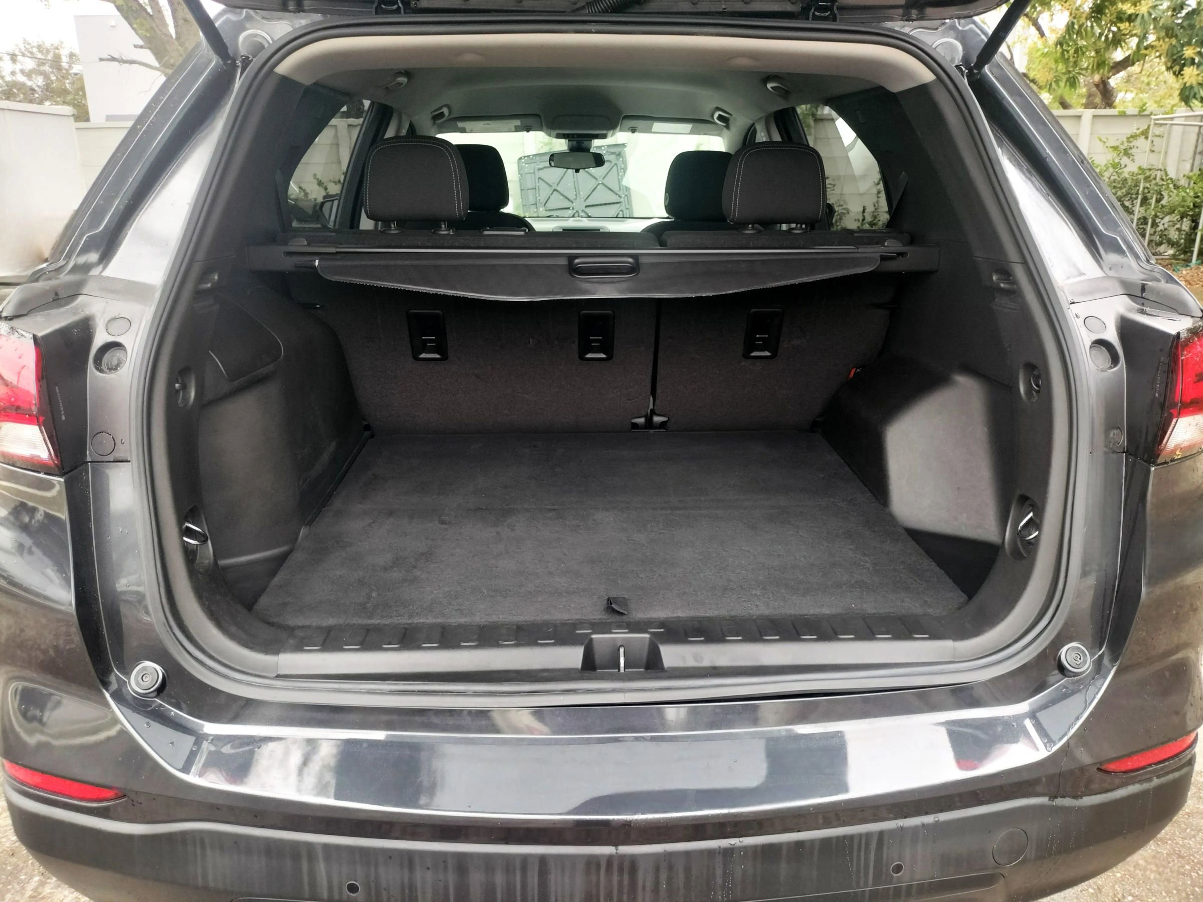 Used 2022 Chevrolet Equinox LS FWD image 7