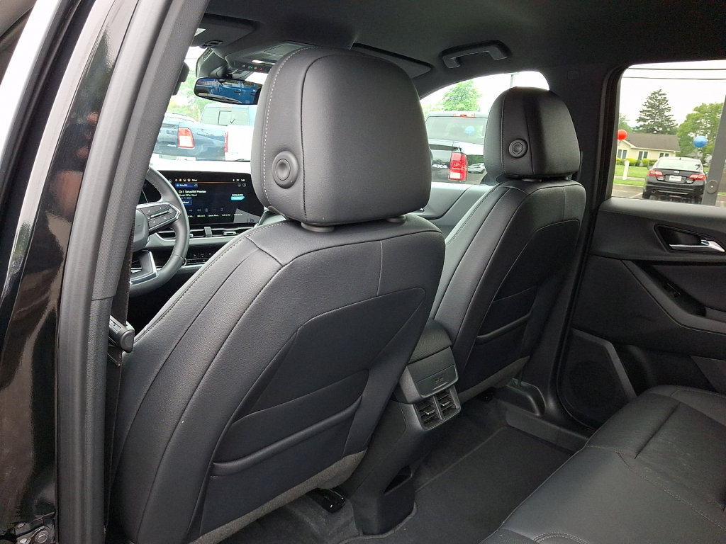 Used 2026 Chevrolet Equinox LT w/ Convenience Package II AWD/4WD image 21