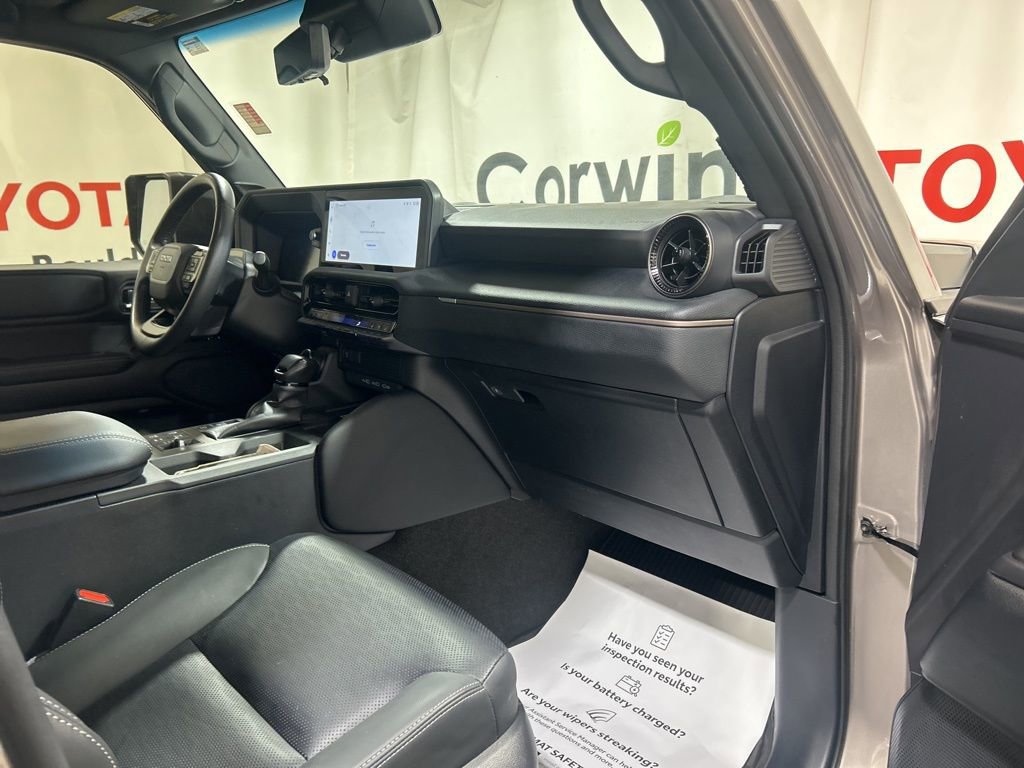 Used 2024 Toyota Land Cruiser image 12