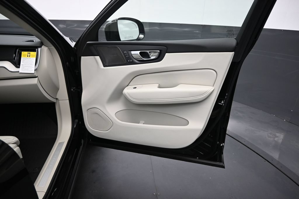 New 2027 Volvo XC60 T8 Ultra AWD/4WD image 20