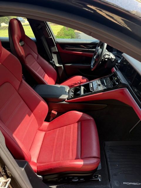 Used 2024 Porsche Panamera 4 image 11