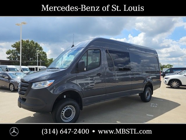New 2025 Mercedes-Benz Sprinter 2500 image 1