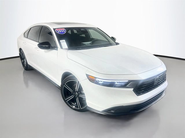 Used 2023 Honda Accord Sport image 2