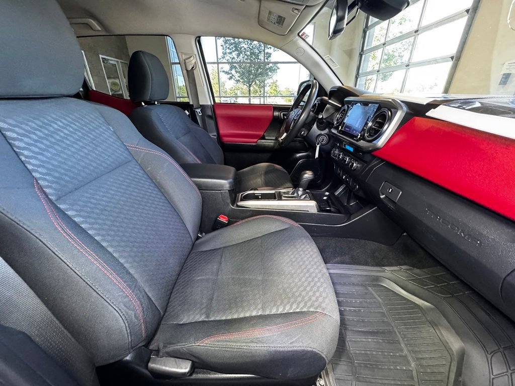 Used 2021 Toyota Tacoma SR5 AWD/4WD image 48
