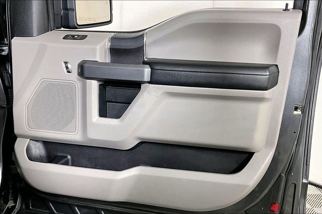 Used 2017 Ford F150 XLT w/ Equipment Group 301A Mid image 23