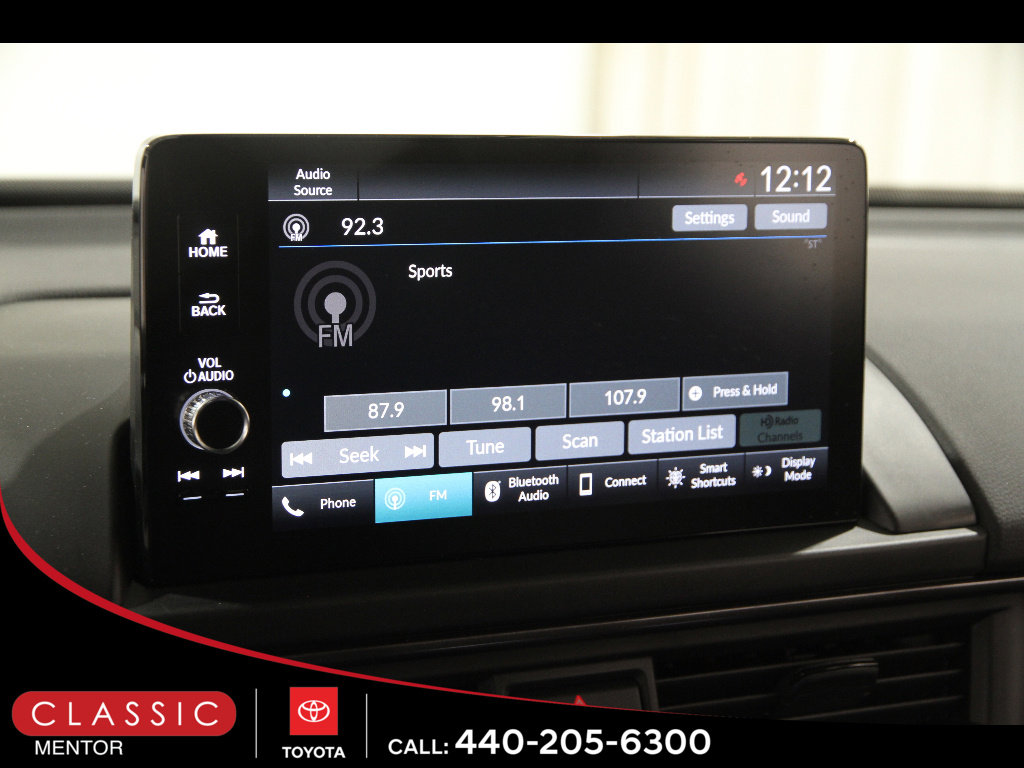 Used 2025 Honda Pilot TrailSport image 11