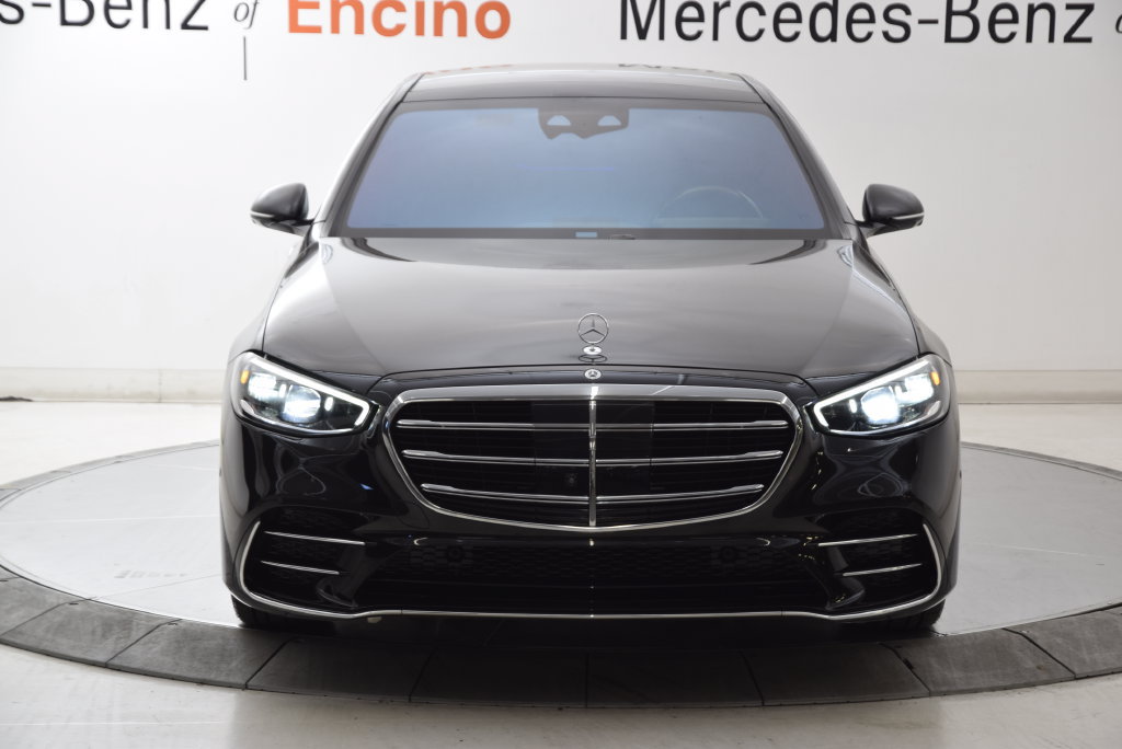 Used 2024 Mercedes-Benz S 580e 4MATIC Sedan image 8