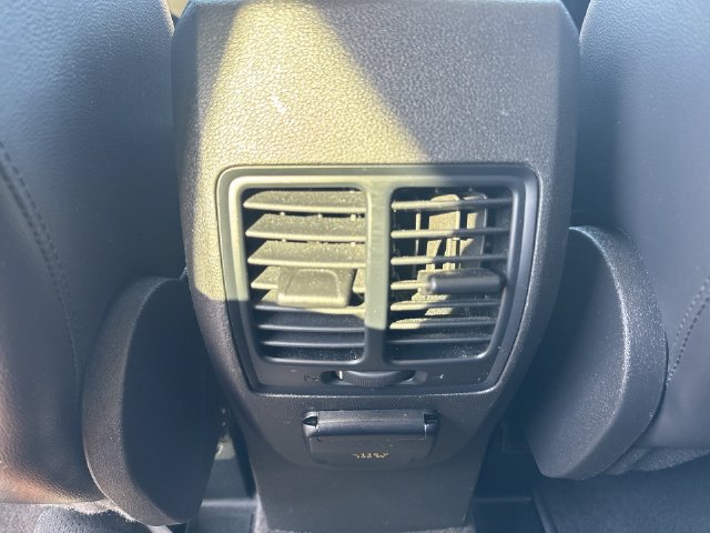 Used 2018 Ford Escape Titanium FWD image 21