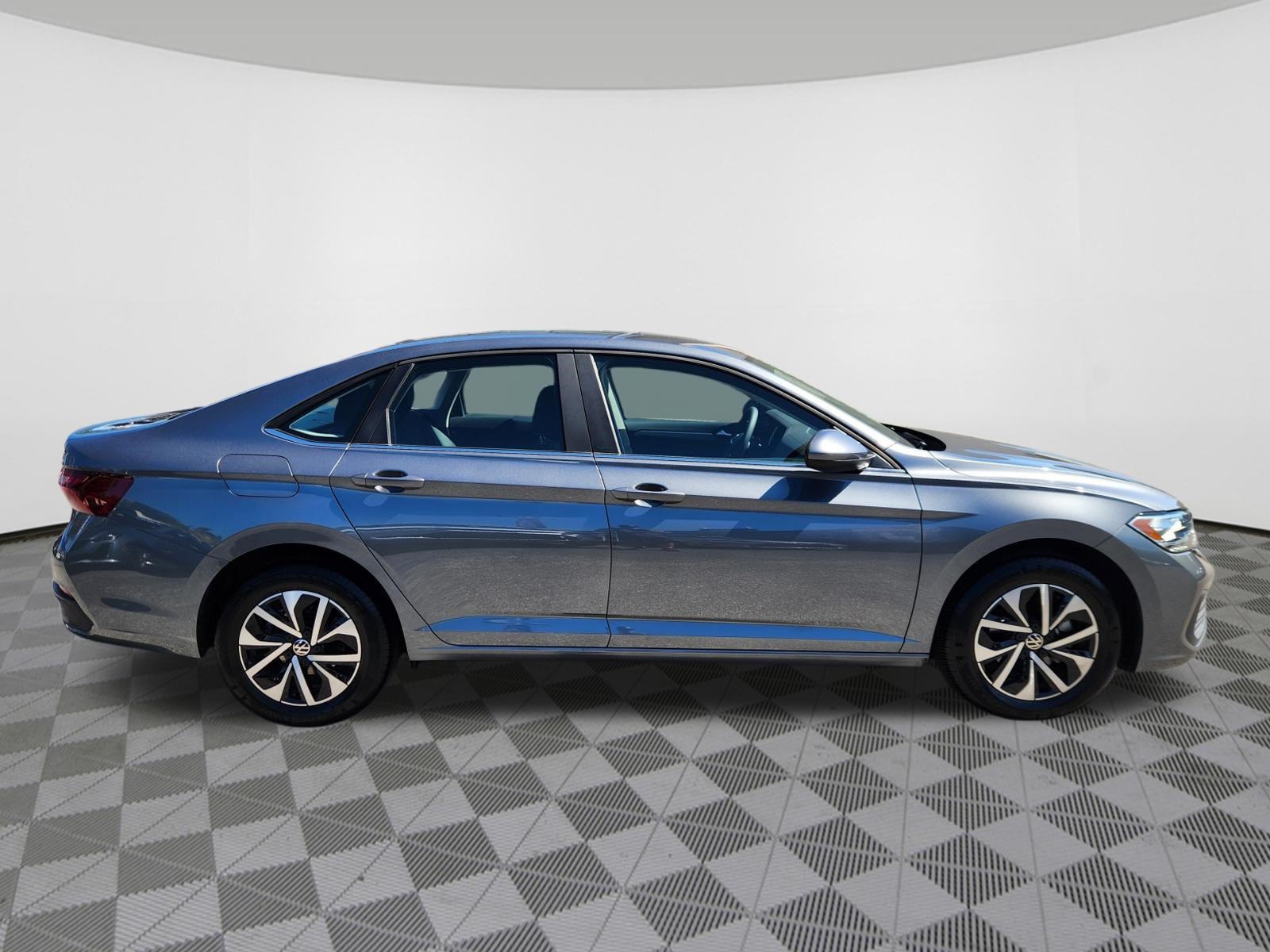 Certified 2023 Volkswagen Jetta S FWD image 6