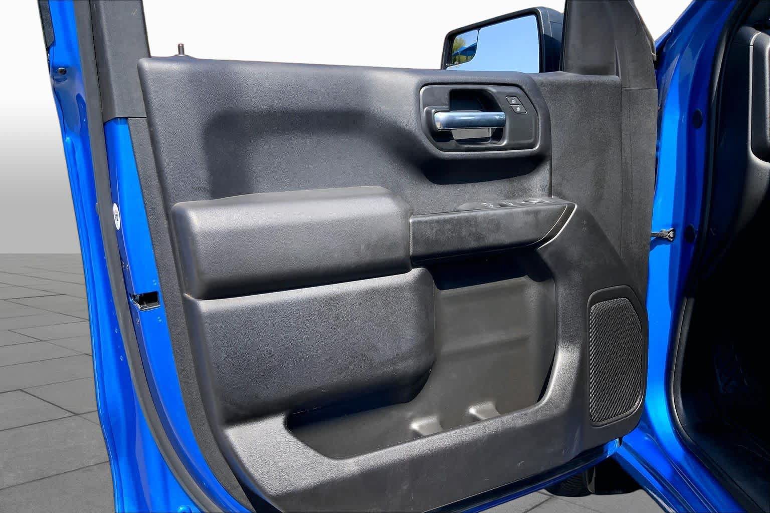 Used 2025 Chevrolet Silverado 1500 Custom AWD/4WD image 22